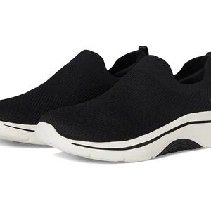 SKECHERS Performance 
Go Walk Arch Fit 2.0 Paityn
